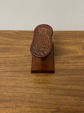 Vintage Recipe Card Holder Clothespin Clip Wooden Owl Carved Decor